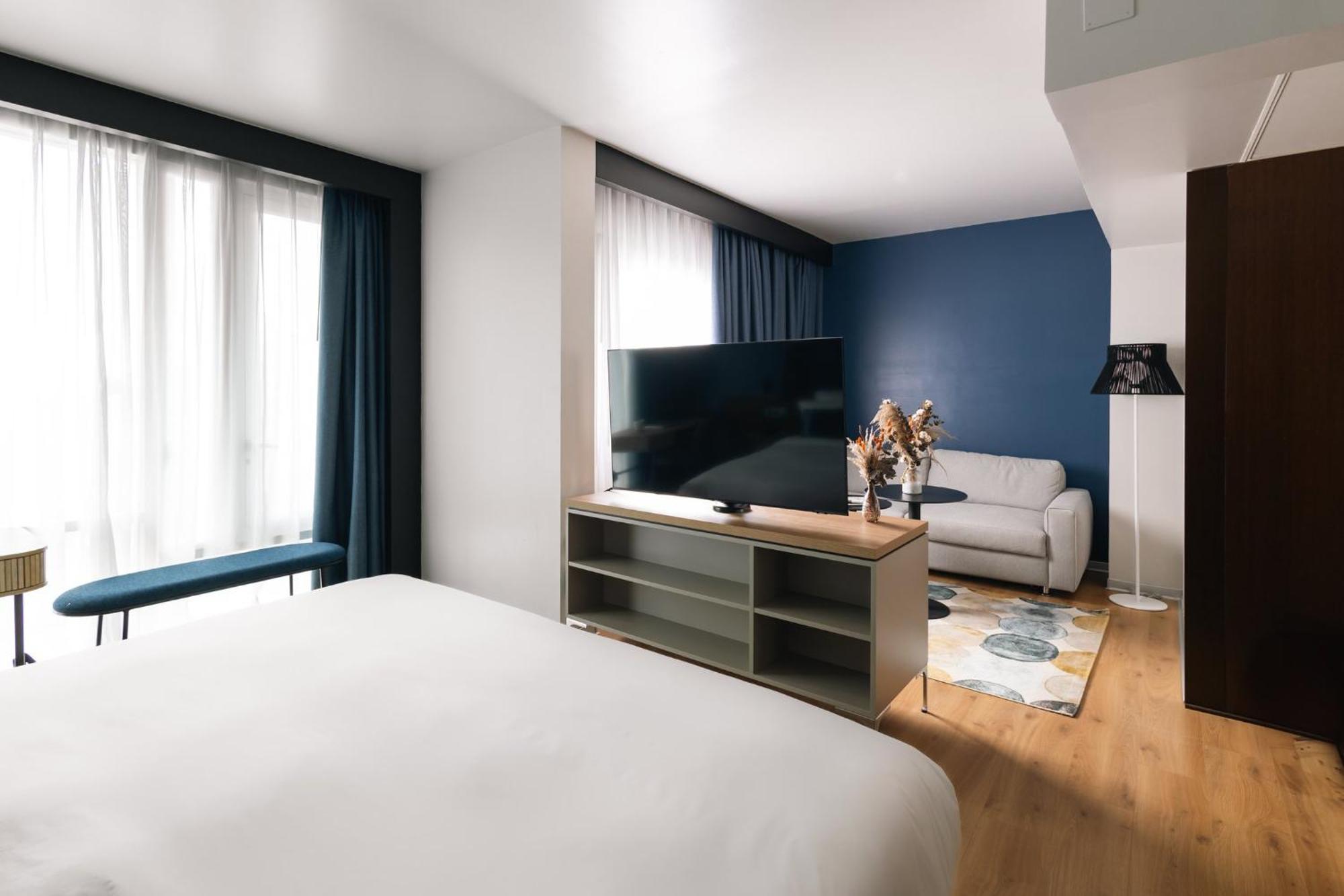 Hotel Crowne Plaza Madrid - Centre Retiro By Ihg Extérieur photo