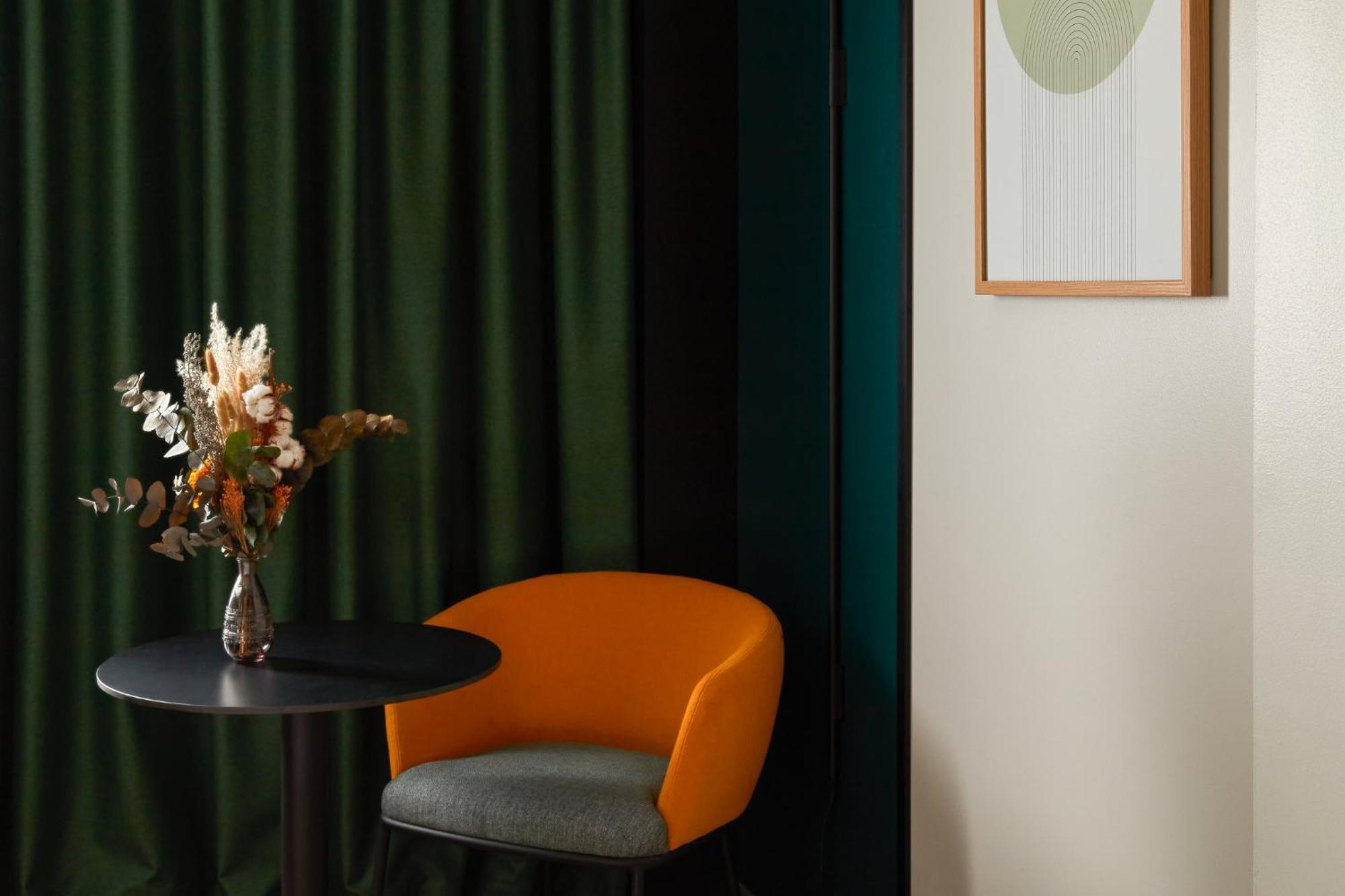 Hotel Crowne Plaza Madrid - Centre Retiro By Ihg Extérieur photo