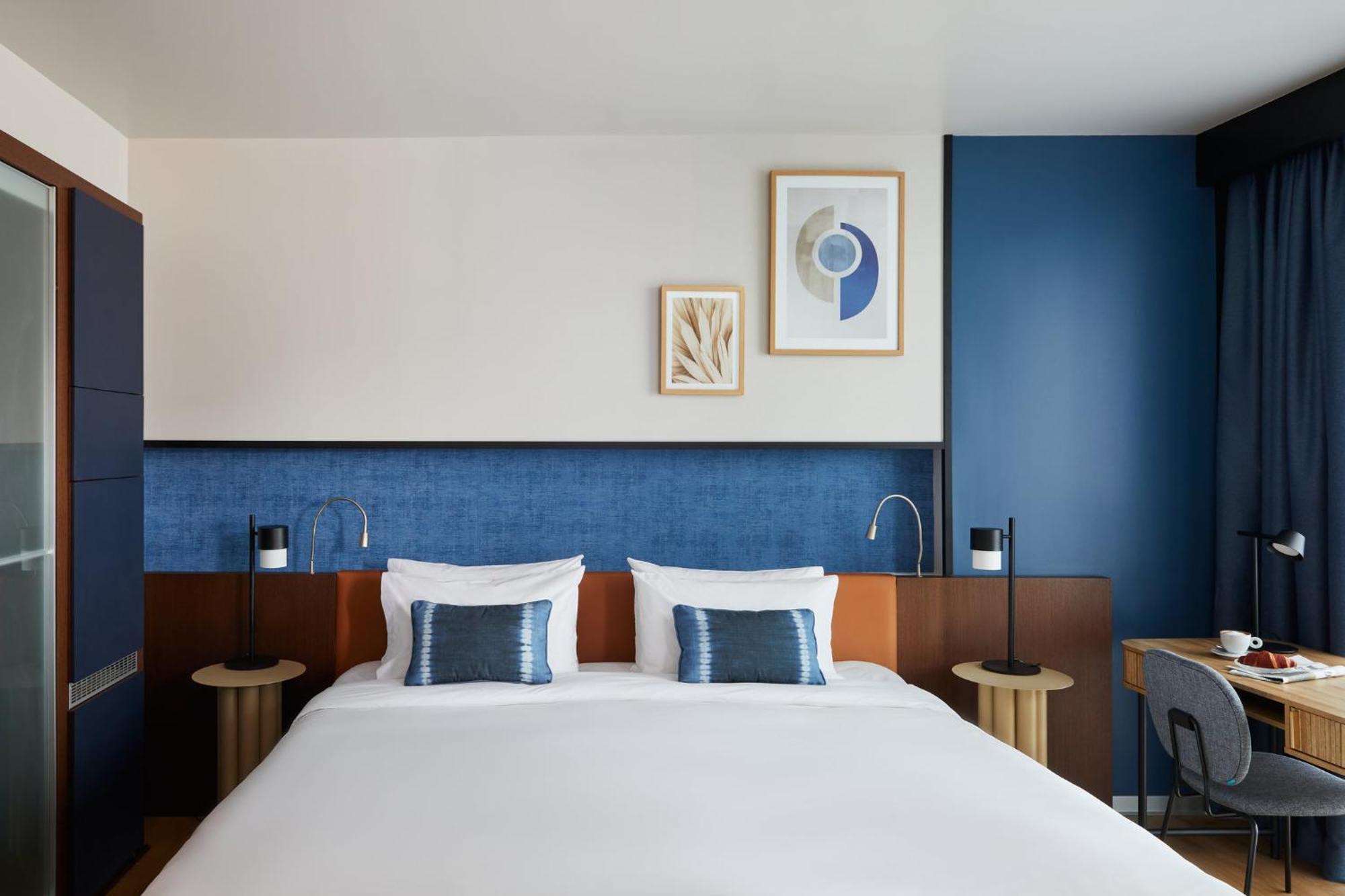 Hotel Crowne Plaza Madrid - Centre Retiro By Ihg Extérieur photo