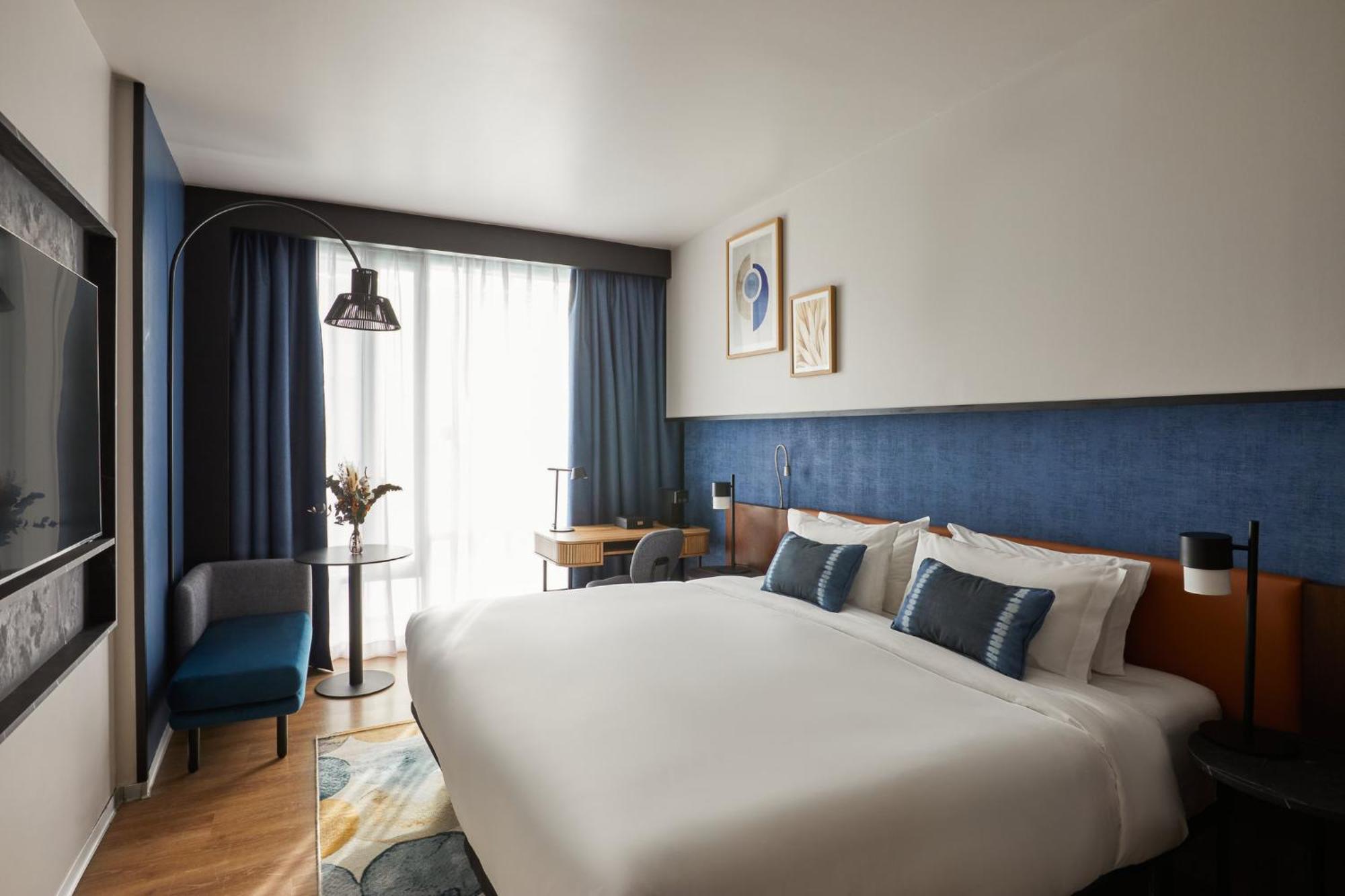 Hotel Crowne Plaza Madrid - Centre Retiro By Ihg Extérieur photo