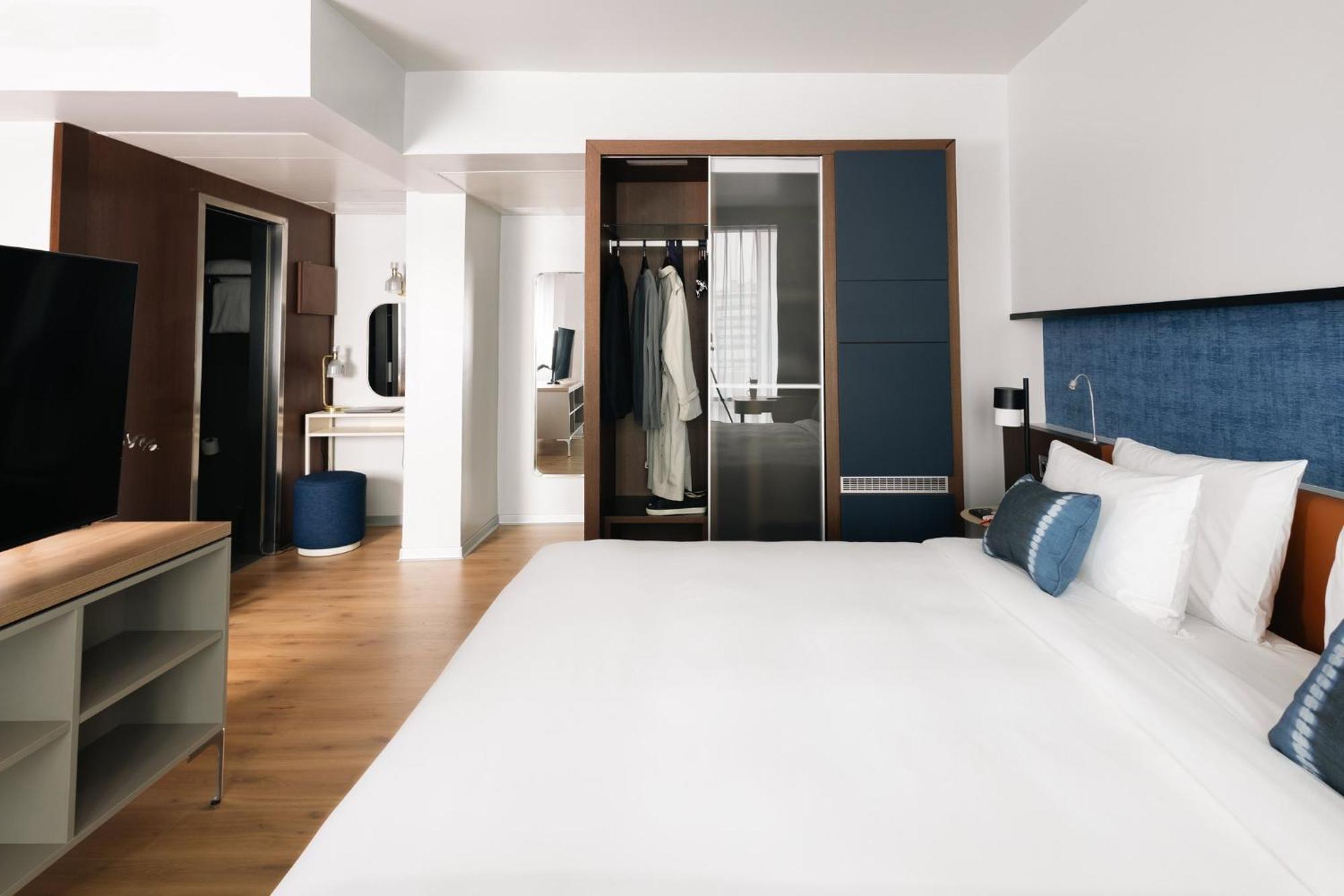 Hotel Crowne Plaza Madrid - Centre Retiro By Ihg Extérieur photo